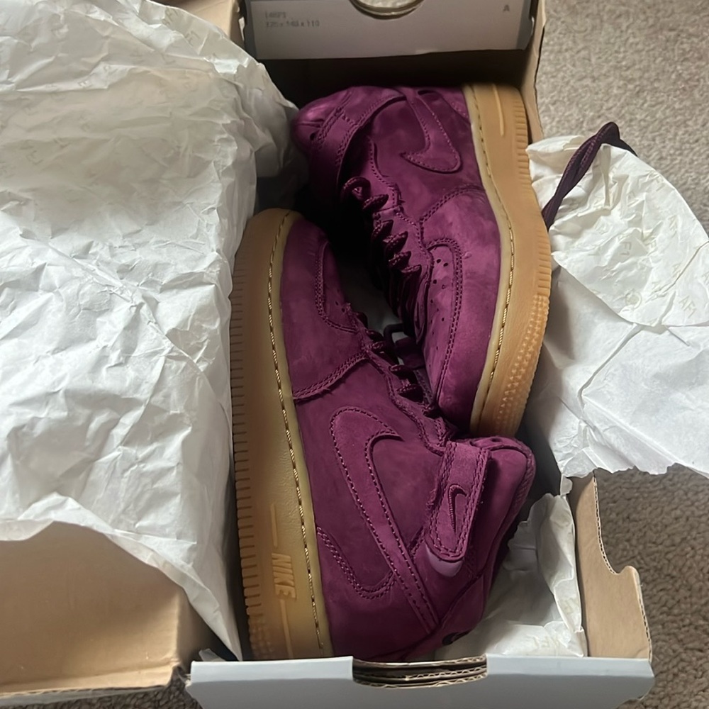 NIB boys Air Force 1 mid WB size 13.5 child